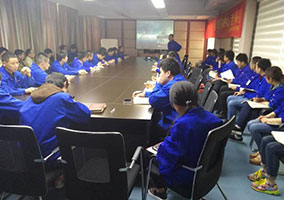 全員參與《服務(wù)質(zhì)量提升》培訓